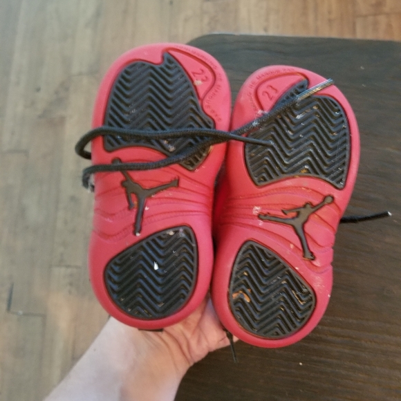 Baby Jordan 12 "Flu Game" 5c - Picture 2 of 4